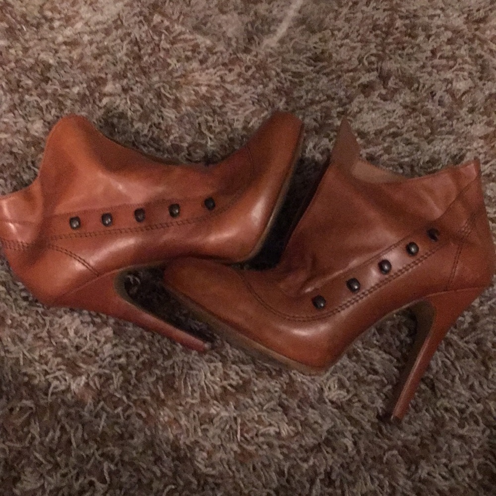Andrea booties - Picture 7 of 7